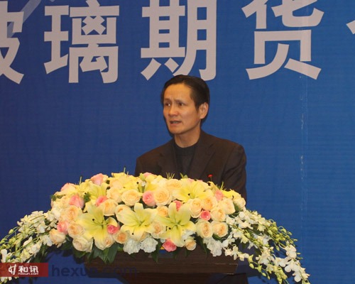 中國建筑玻璃與工業玻璃協會常務副秘書長周志武